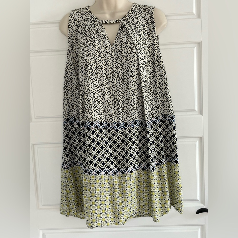 Umgee Women's Boho Floral Geometric Sleeveless Keyhole Neck Swing Dress Medium